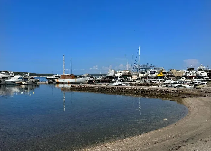Apartment Morska Prica